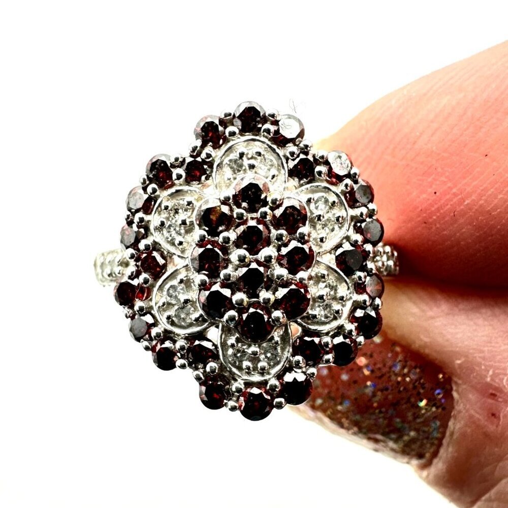 Estate Jewelry Womens Ring 10K White Gold Red White Diamond Cluster Size 6.5